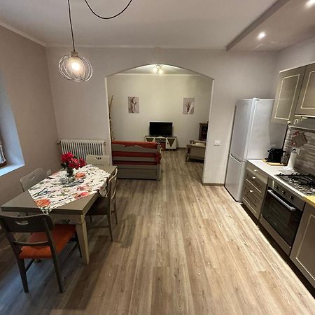 Da Cinzia Lägenhet Pievepelago Exteriör bild