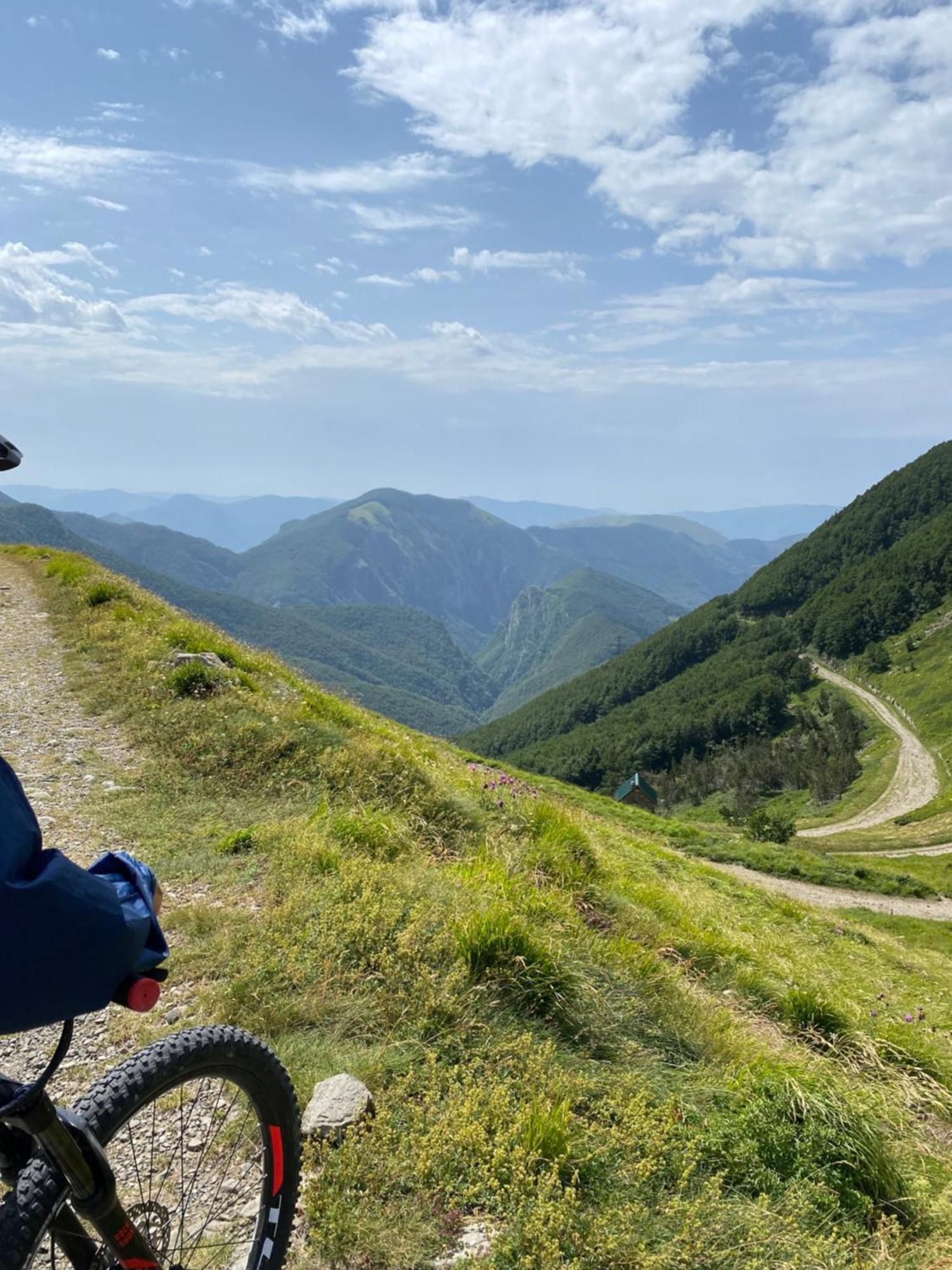 Da Cinzia Lägenhet Pievepelago Exteriör bild
